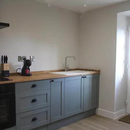Robin Luxury Barn With Wood-fired Hot Tub Apartman