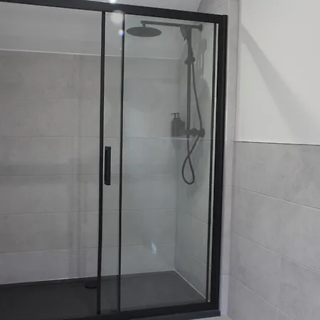 Apartman Robin Luxury Barn With Wood-fired Hot Tub